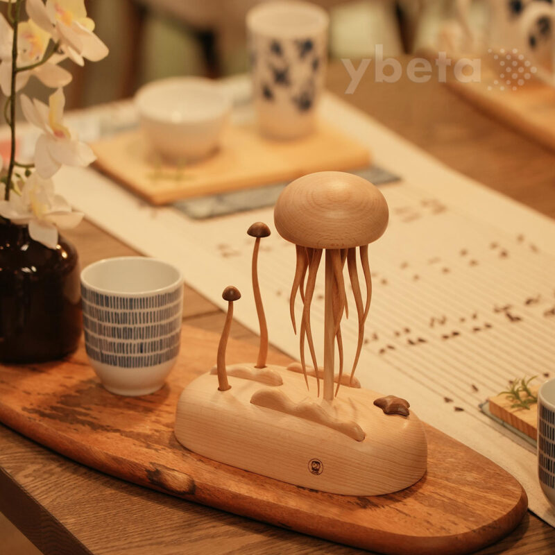 Jellyfish_Sculpture_1x Kinetic Wooden Jellyfish Sculpture – Handmade Moving Desk Art for Ocean Lovers